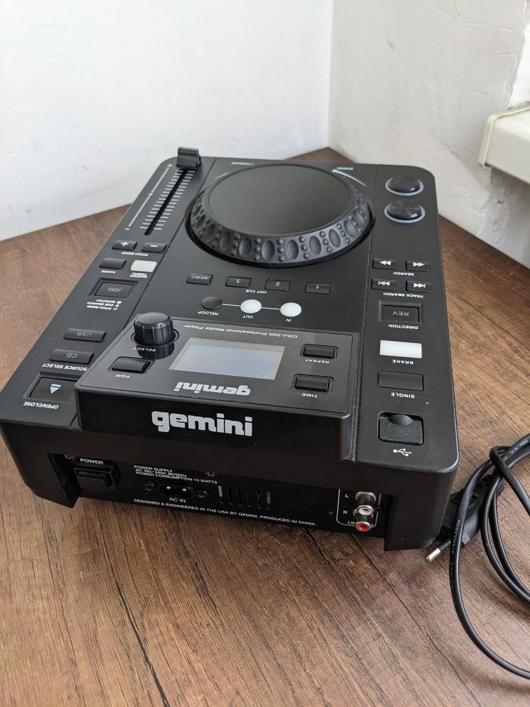 Gemini CDJ-300  CD/mp3 програвач