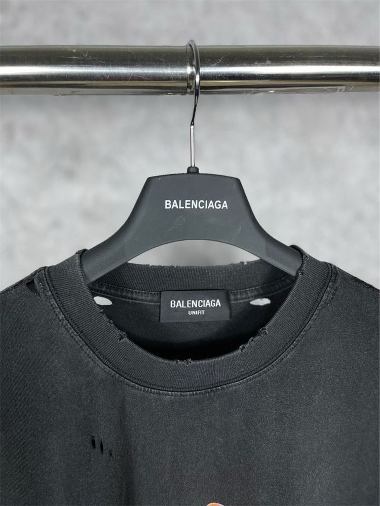 Футболка баленсиага balenciaga