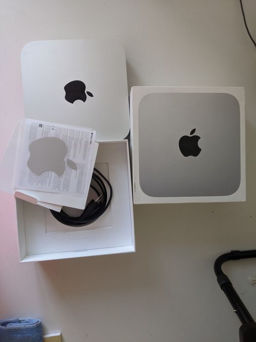 Apple Mac mini M1 2020 8/256 ГБ центр комп'ютер епл мак міні