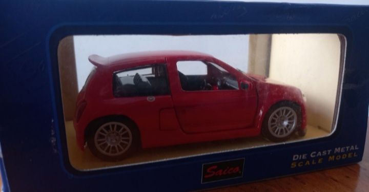 Renault clio sport escala 1:32