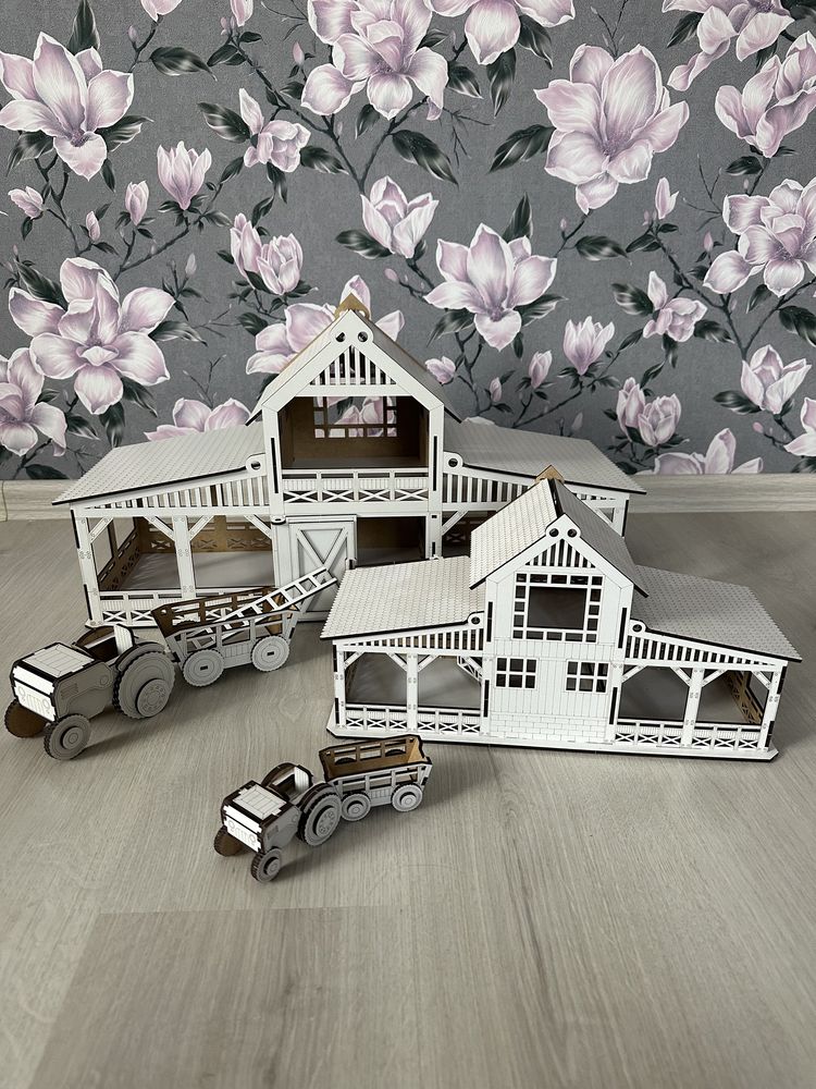 Подарунок дитині — конюшня для коней Schleich, загін, дерев’яна стайня