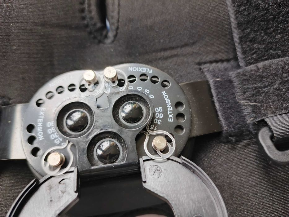 Orteza stawu kolanowego Motive Qmed