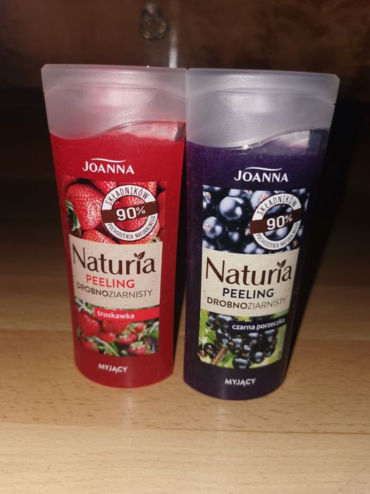 Peeling drobnoziarnisty do ciała Joanna Naturia 100 g