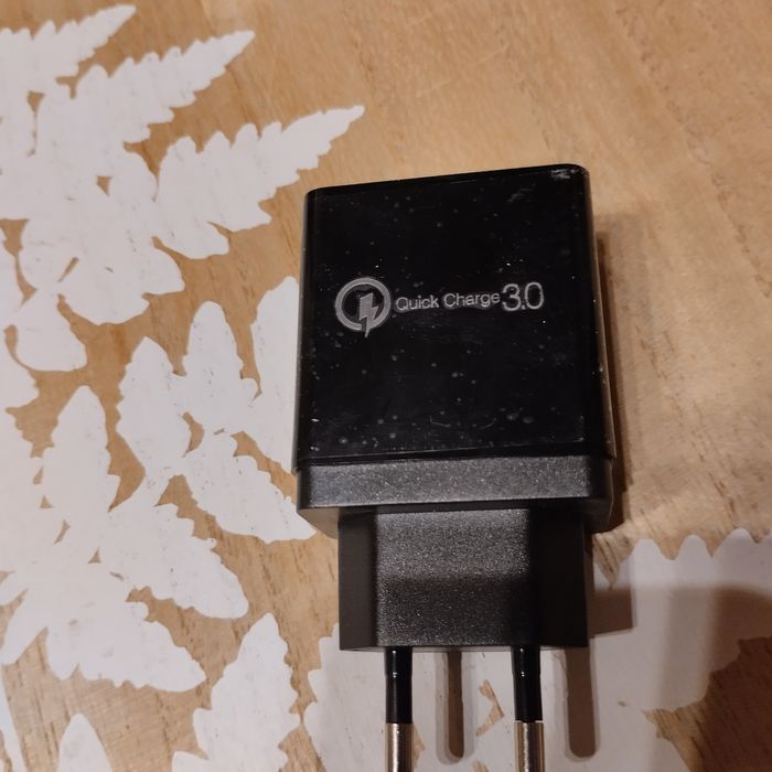 Ładowarka sieciowa USB X 4 nowa