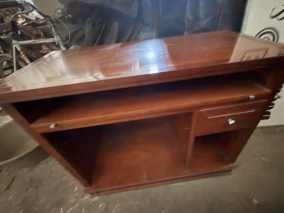 Secretaria em cerejeira