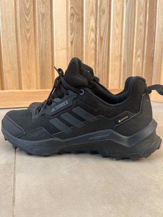 Зимові кросівки Adidas