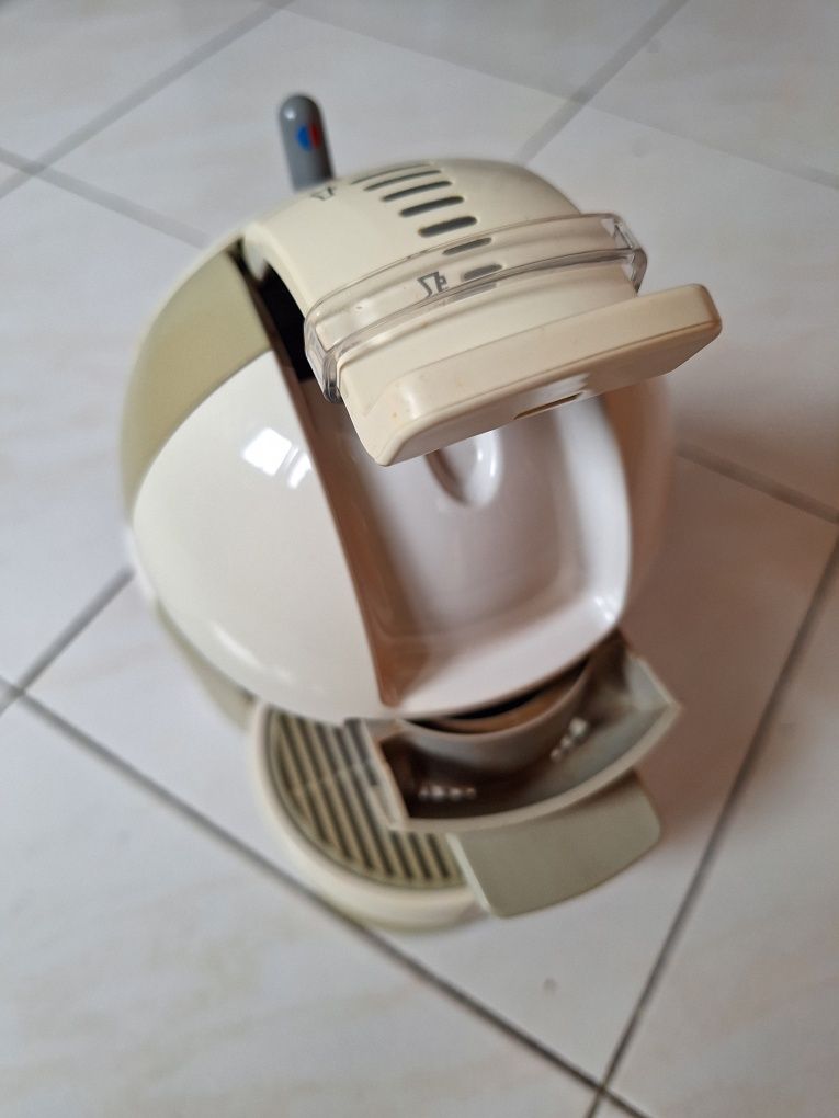 Maquina café Dolce gusto