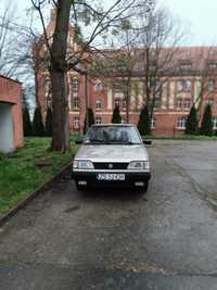 Polonez Caro 1,6