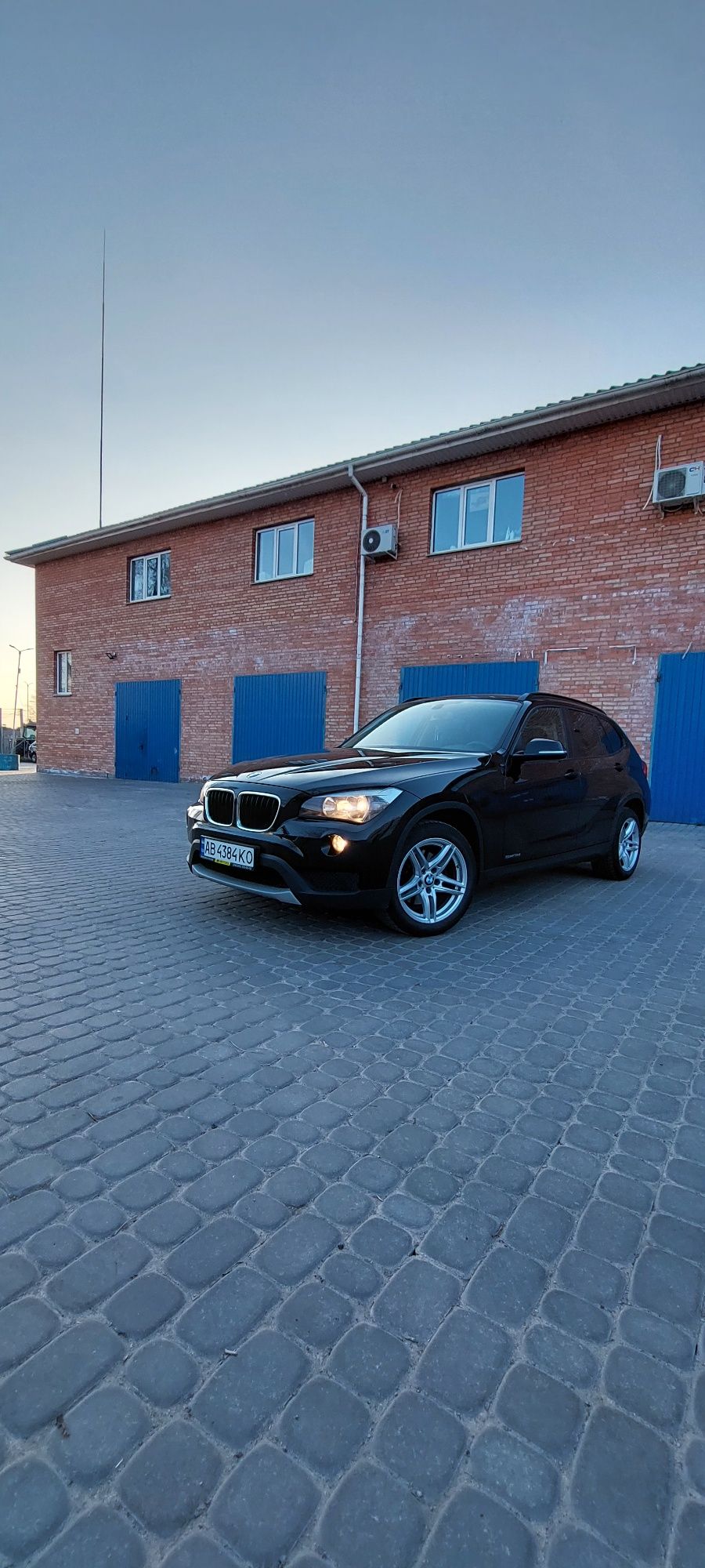 Автомобіль BMW X1 18d MT