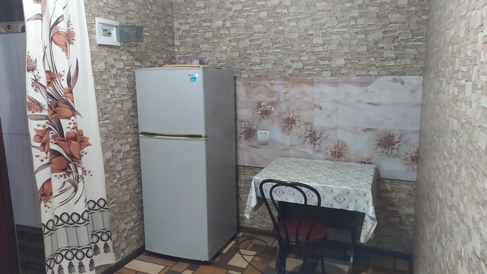 Сдаётся большая комната. Ленпоселок.