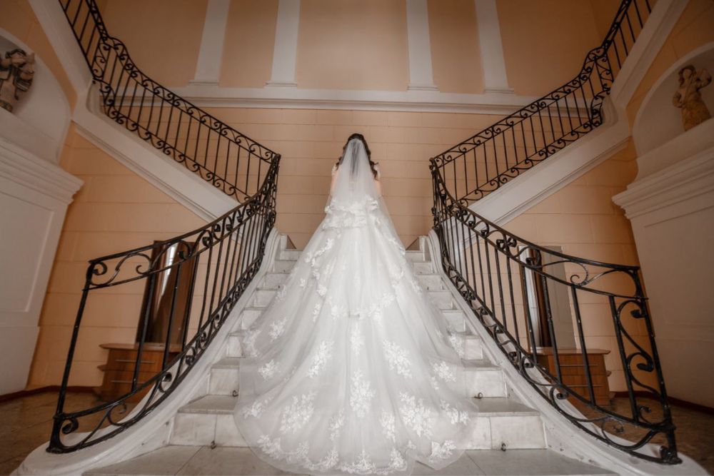 Продам весільне плаття в гарному стані