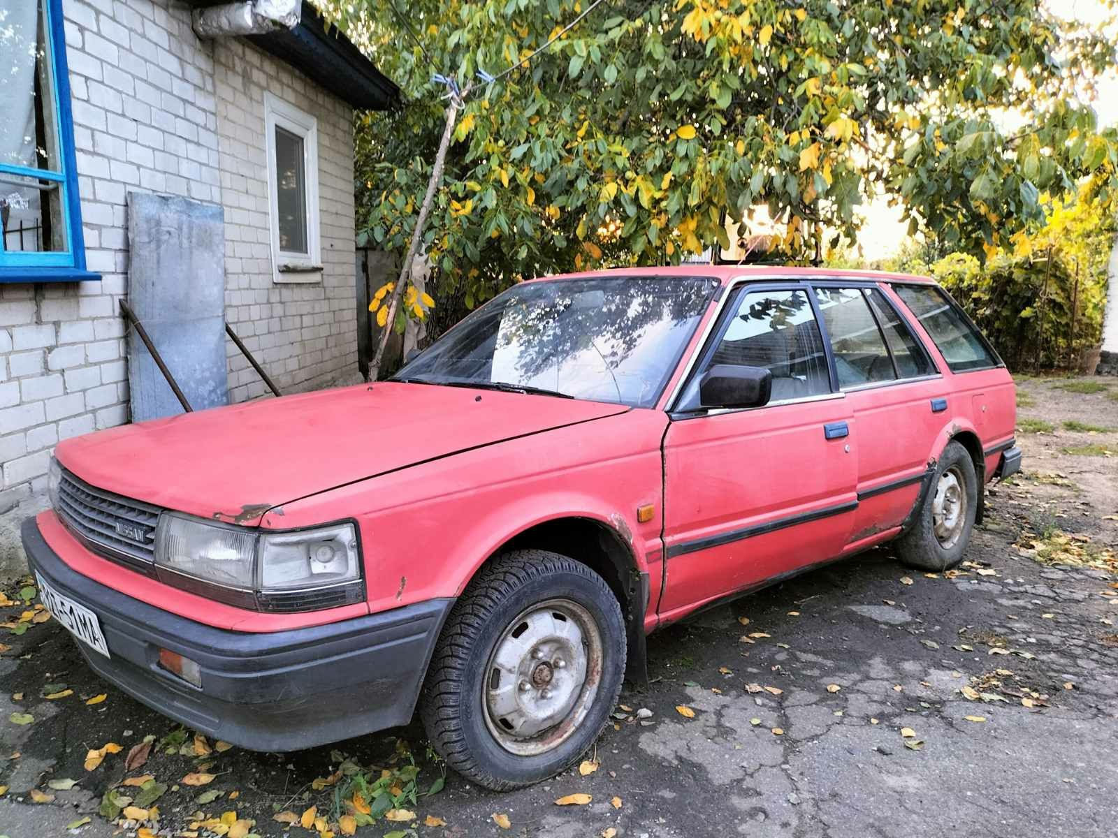 Продам автомобіль Nissan Bluebird