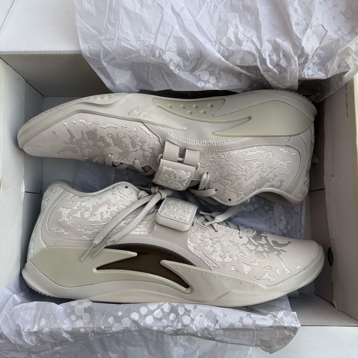 Басткетбольні кросівки Jordan Zion 3 SE (Розмір 51.5) FN1714-040