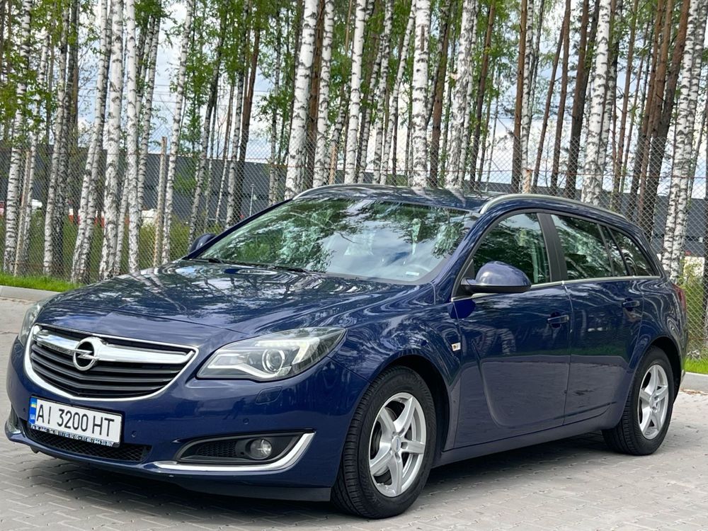 Opel Insignia 2015 2.0 Дизель відмінний стан