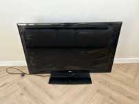 Telewizor LG czarny 42 cale
