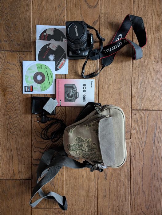 Lustrzanka cyfrowa Canon EOS 1000D