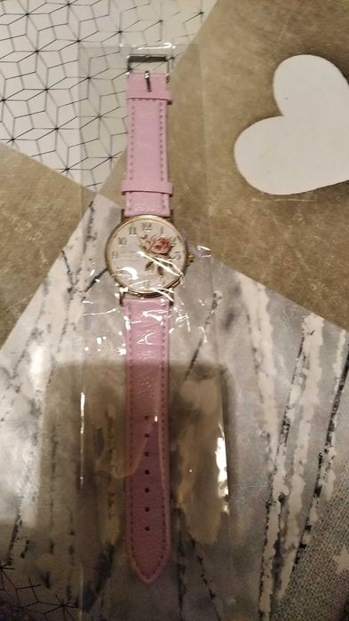 Lindo relógio de senhora ou menina