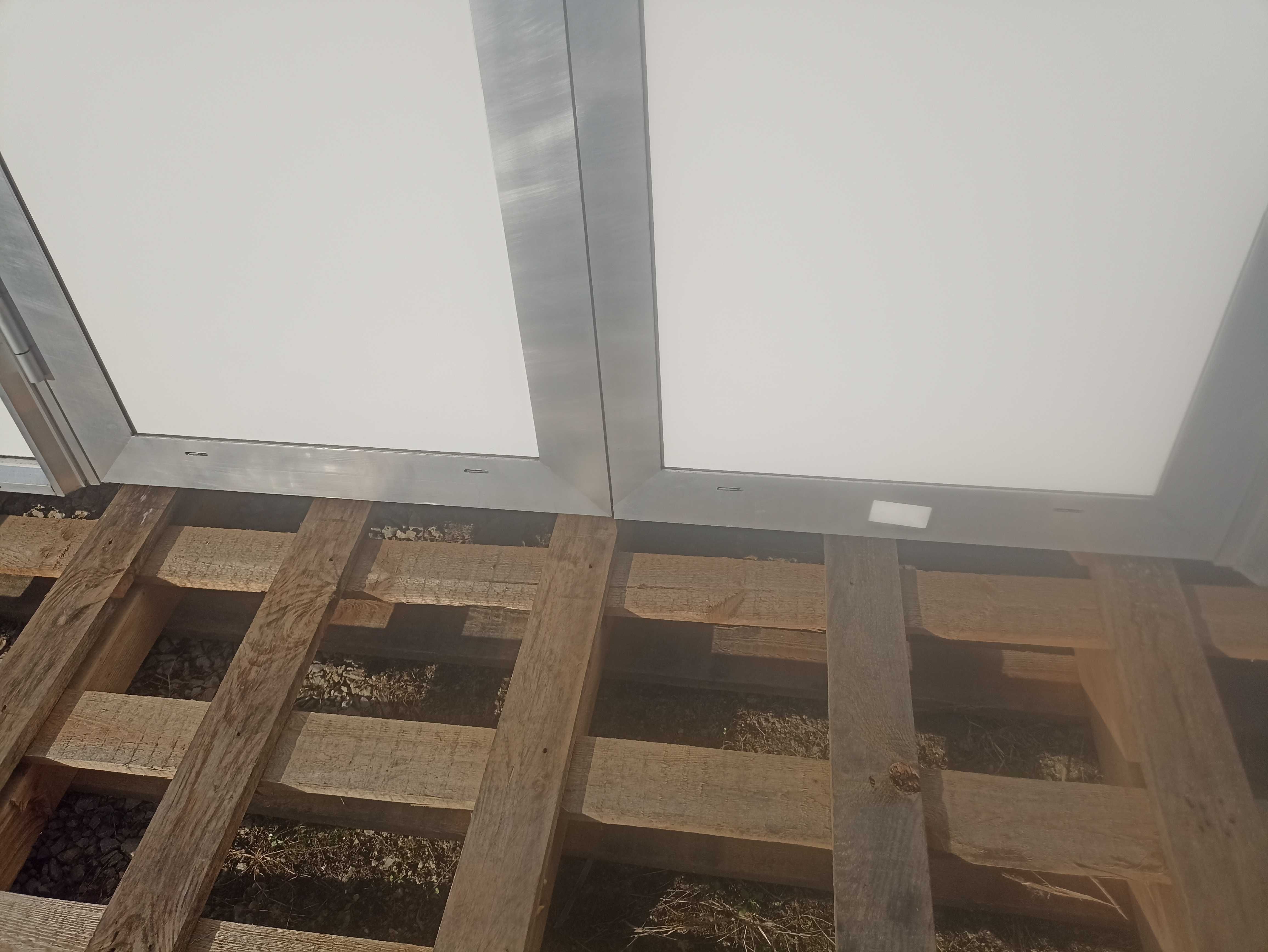 Drzwi aluminiowe 300/248 białe na zewnątrz otwierane