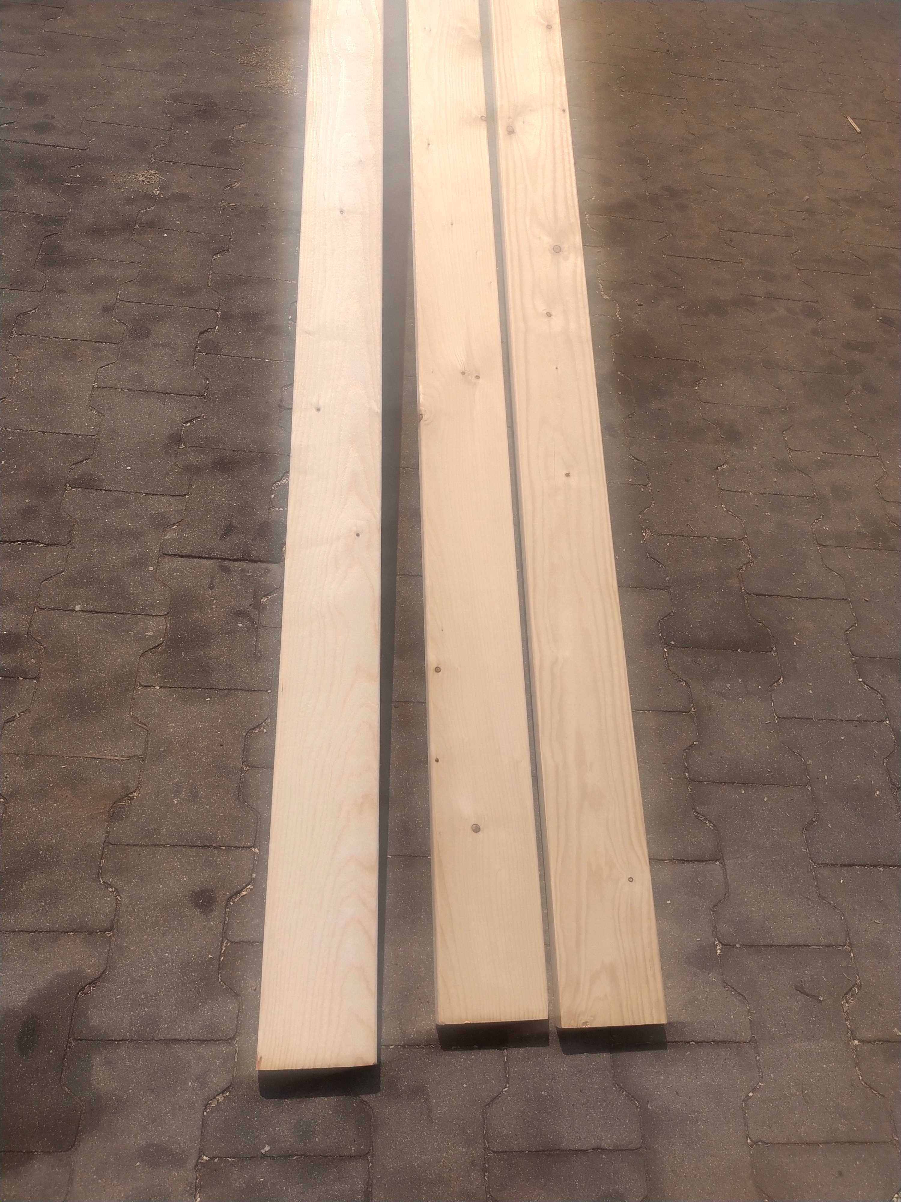 Deska świerkowa czterostronnie heblowana 27x120   długość 5,40mb