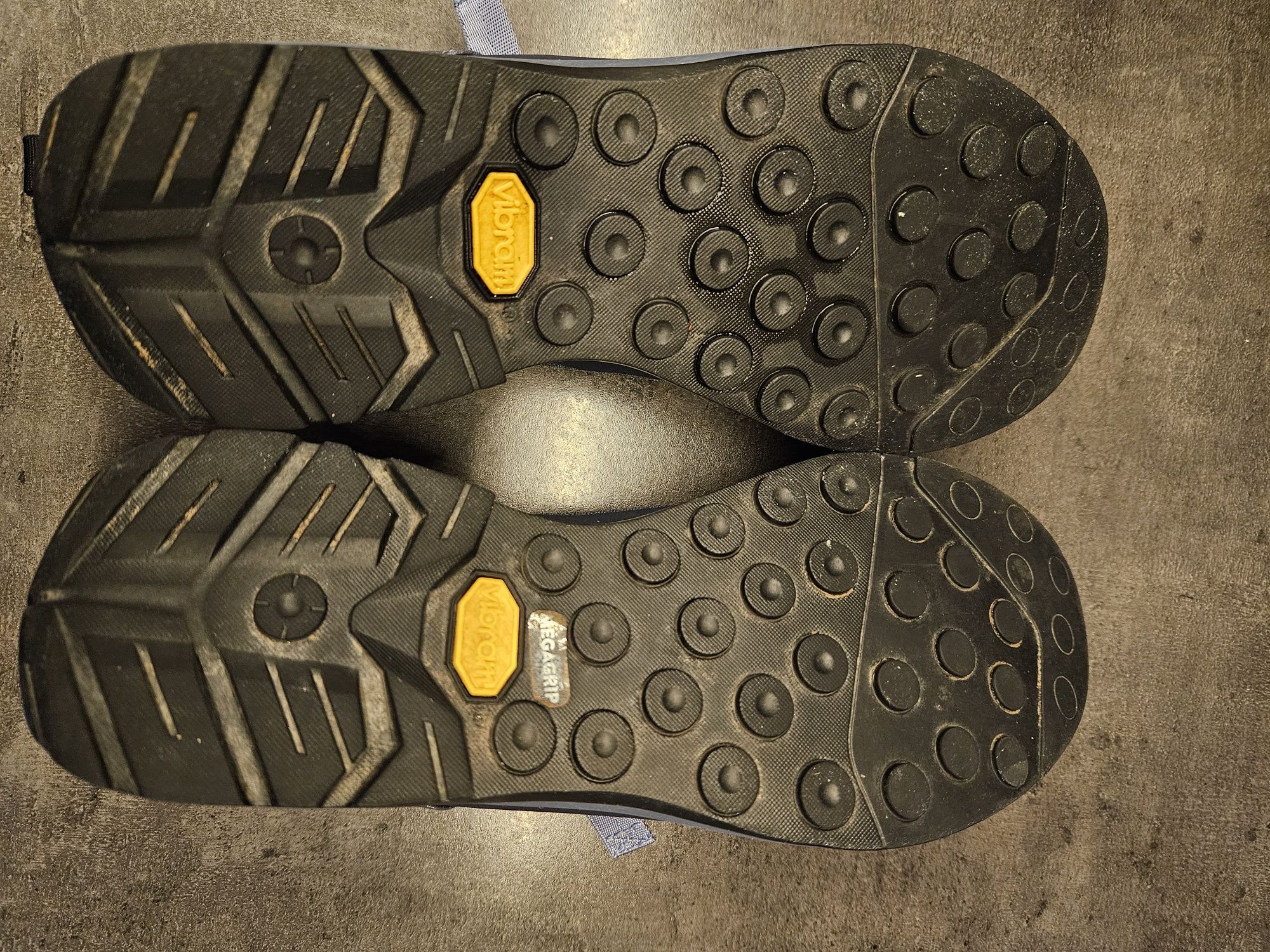 Damskie buty podejściowe Arcteryx Arakys