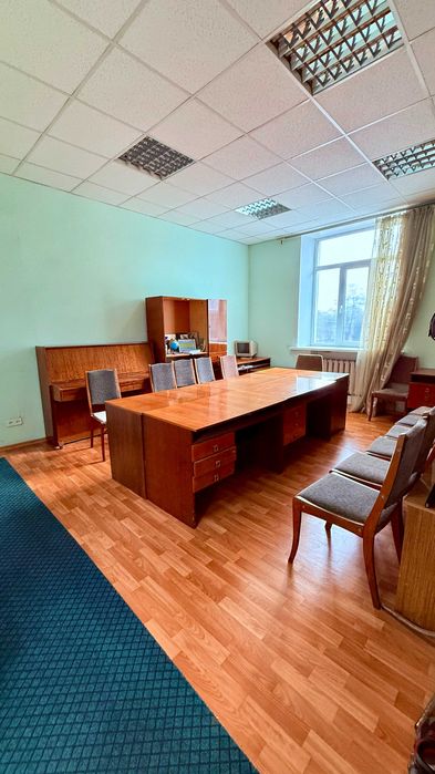 Продам просторную 3к квартиру Святослава Хороброго  Центр Безнал