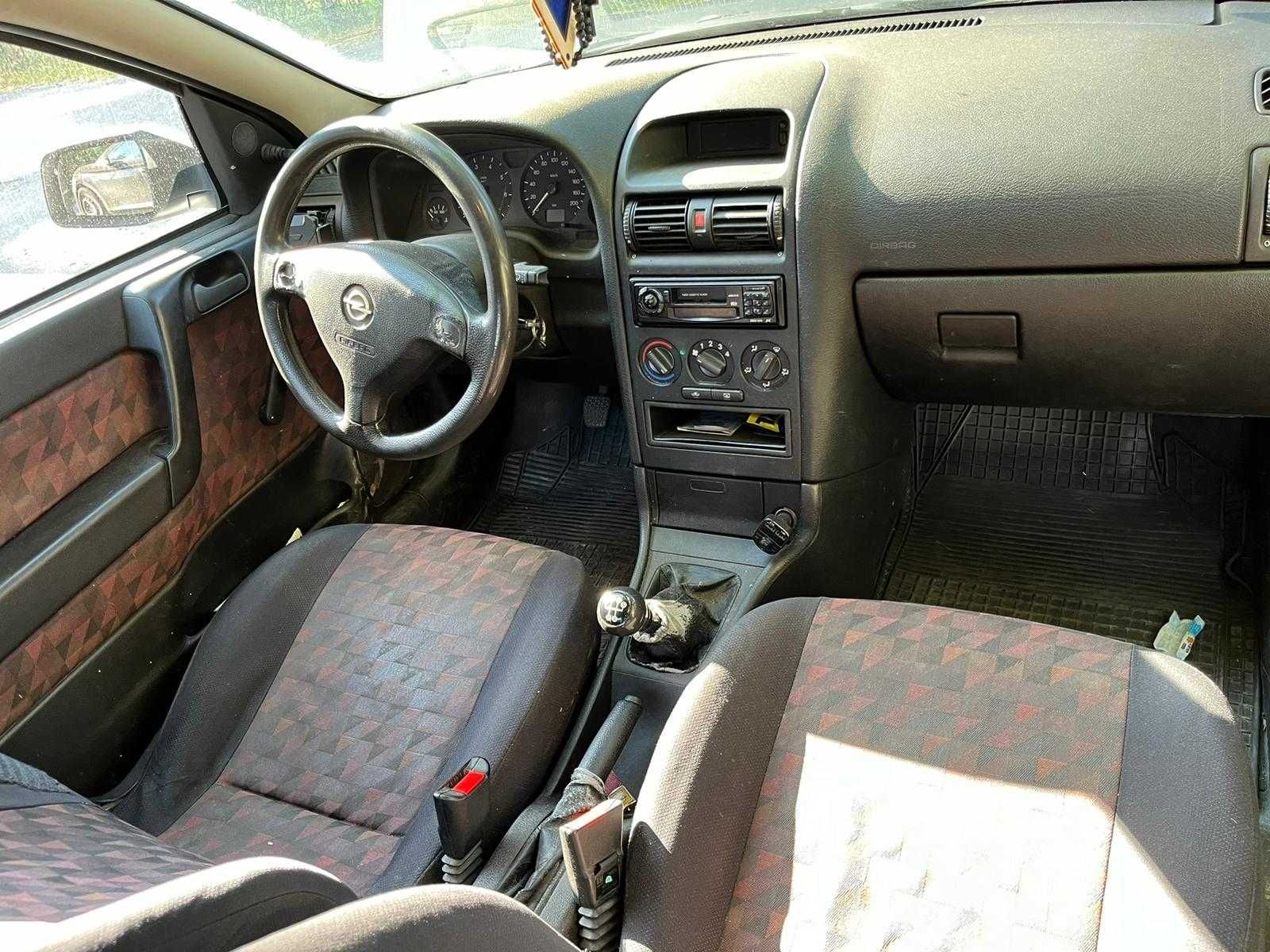 Opel Astra II G 1.6 benzyna