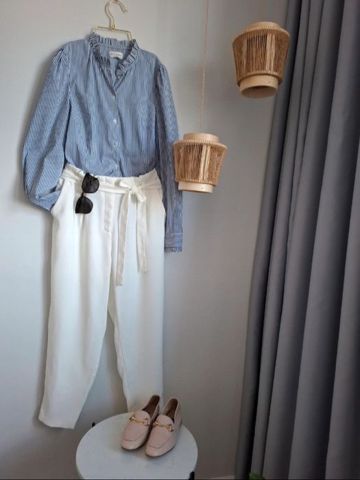 Chinosy śmetankowe roz.40