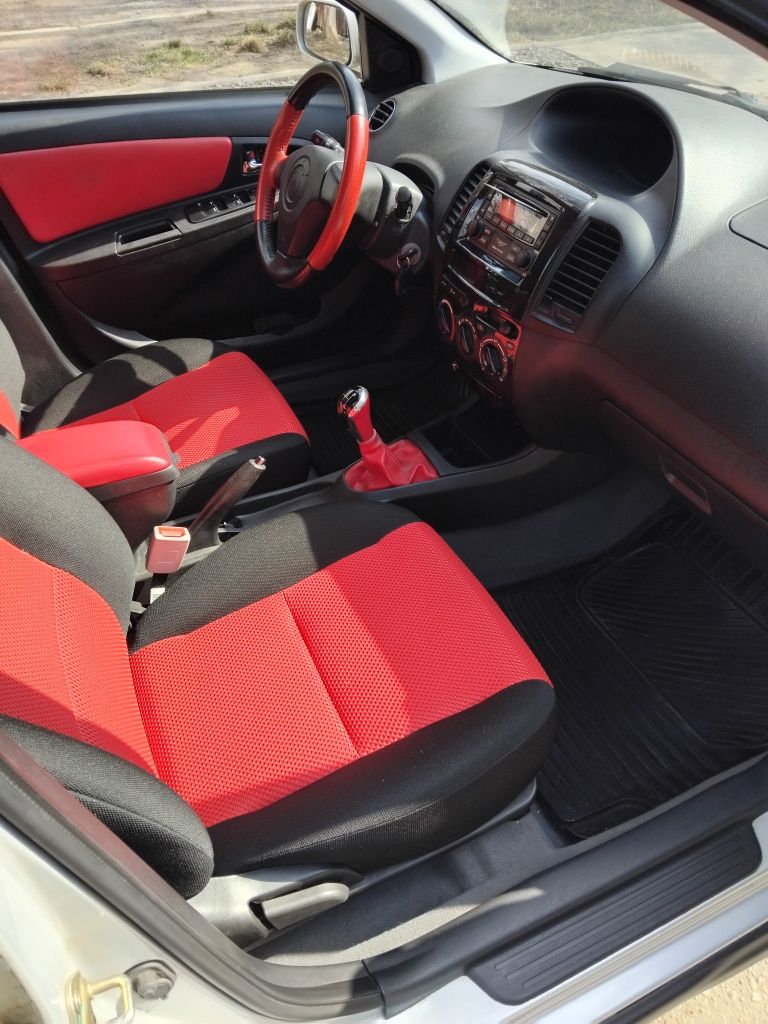 GEELY MK (серый)