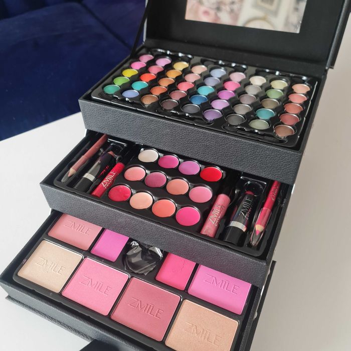 Kosmetyczka, kuferek , paleta dla dziewczynki