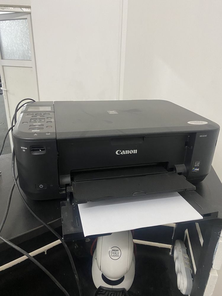 Продам принтер Canon MG 4240