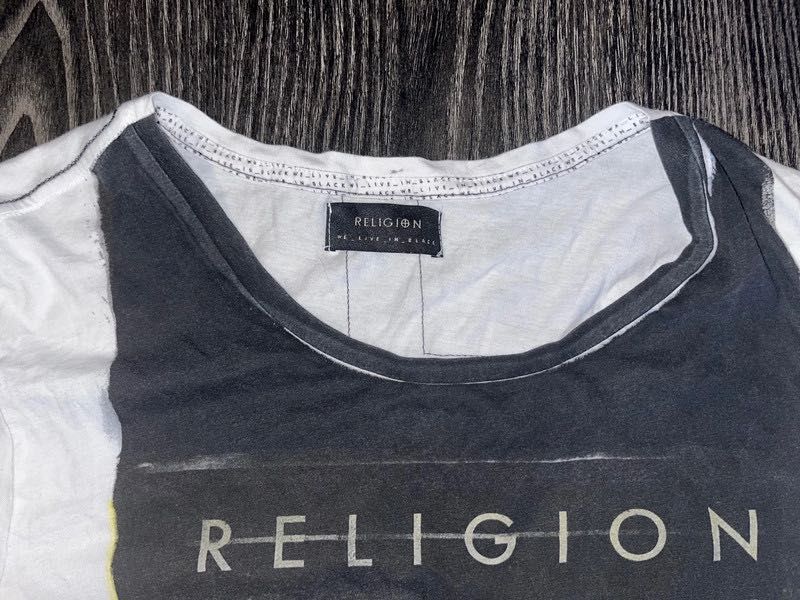 Religion t-shirt koszulka modlący się kościotrup krzyż