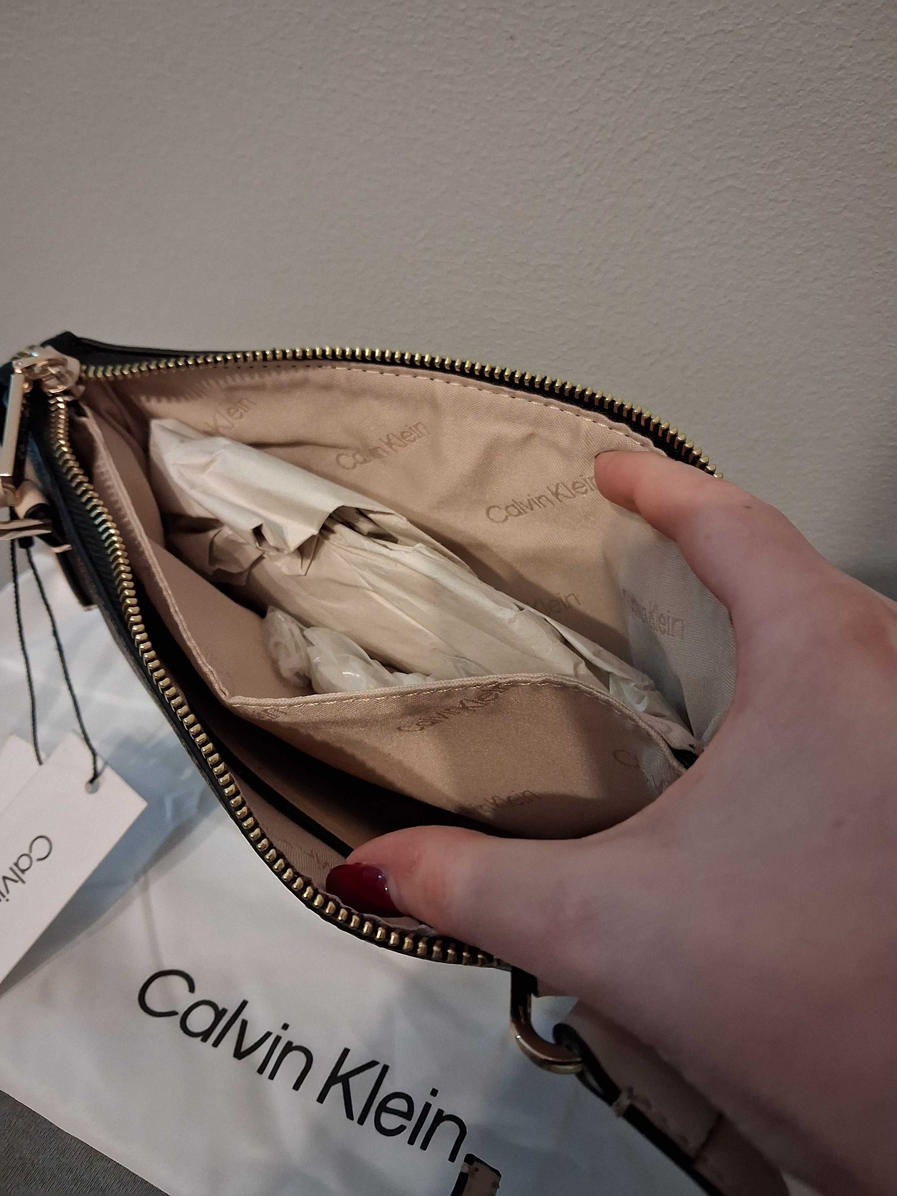 Torebka marki calvin klein