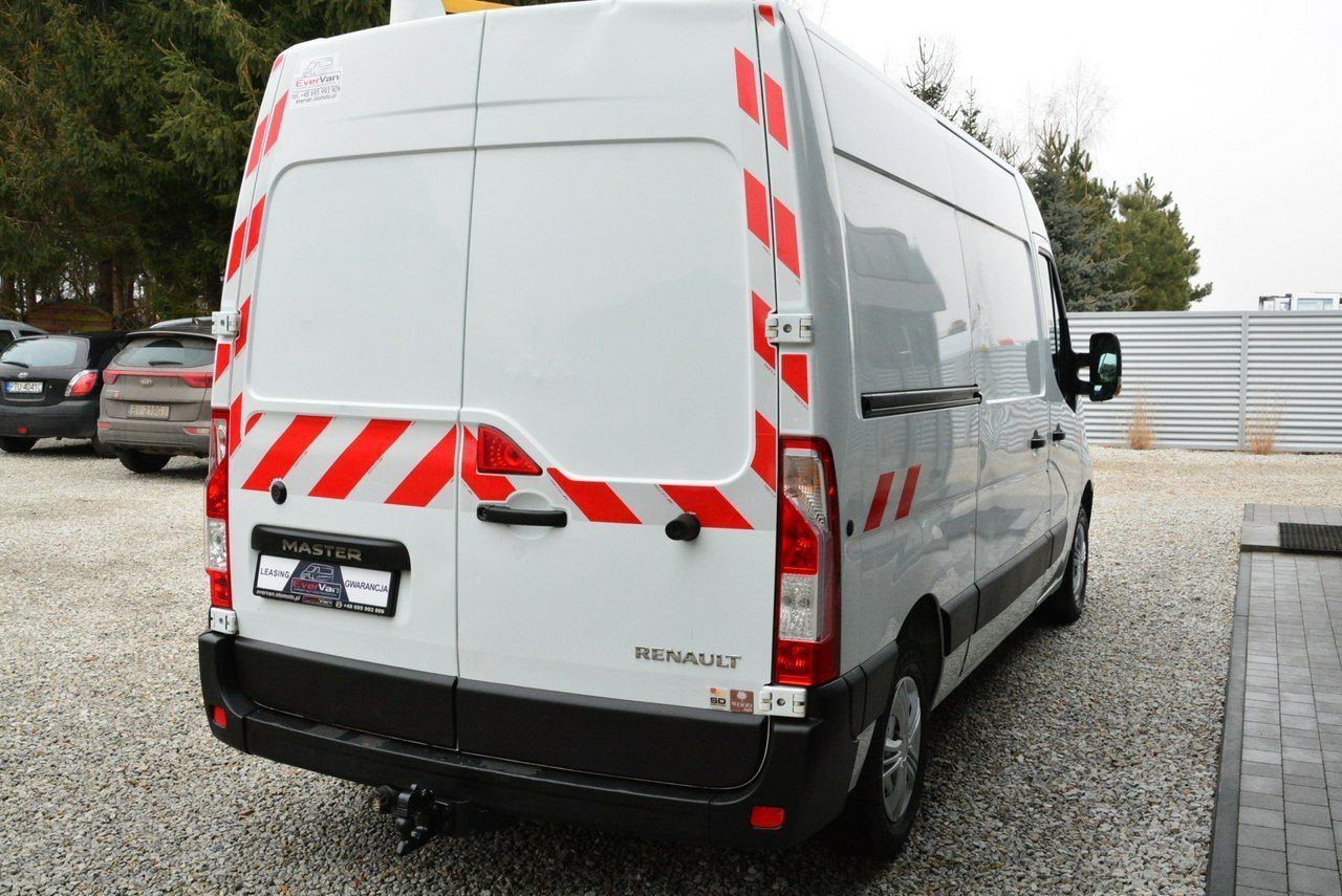 Renault Master  Renault Master sredniak max master L2H2 3 osobowy pełna opcja