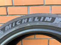 Продам шини  резина  Michelin Pilot Sport 4 235/45 ZR18 98Y Acoustic