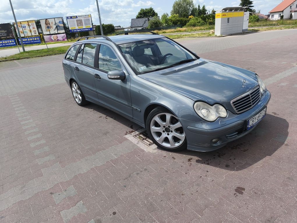 Sprzedam Mercedes C klasa W203 automat