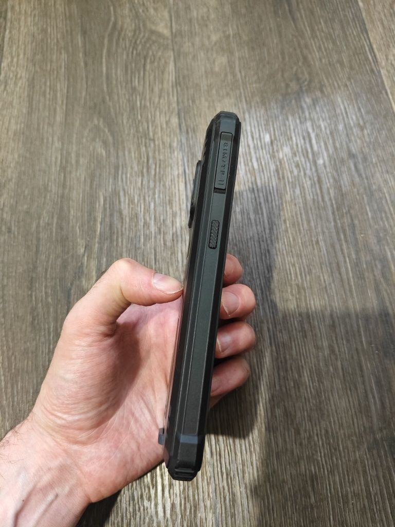 Oukitel WP32 4/128GB АКБ 6000mah NFC в хорошем состоянии