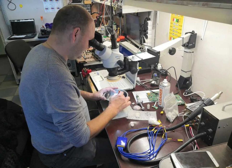 Компьютерный мастер. Ремонт компьютеров, ноутбуков, телевизоров Экофло