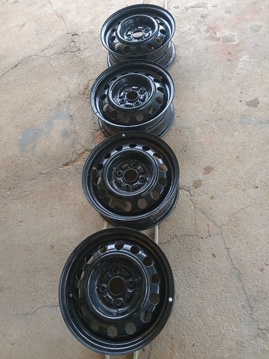 Jantes em aço 14"originais Toyota Corolla