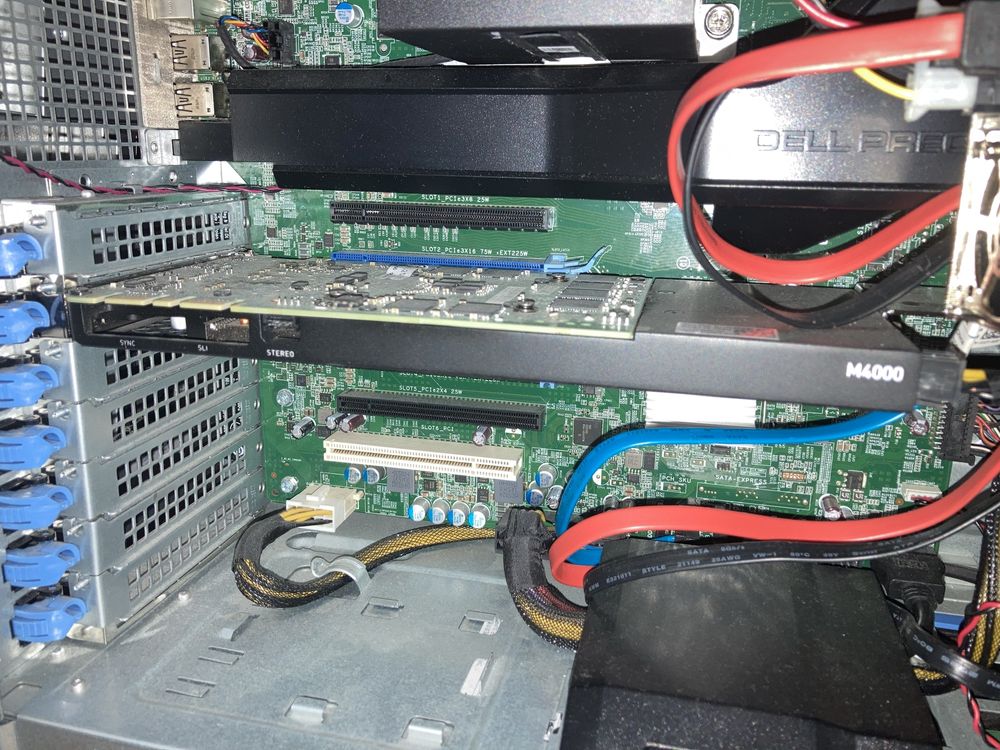 Dell T5810 Xeon 32GB 3TB 240SSD M4000 W10 kieszeń