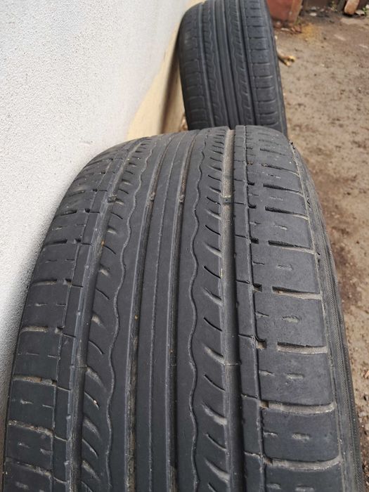 Продам авто гуму 225/50  17