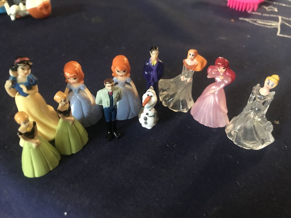 Игрушки из киндера