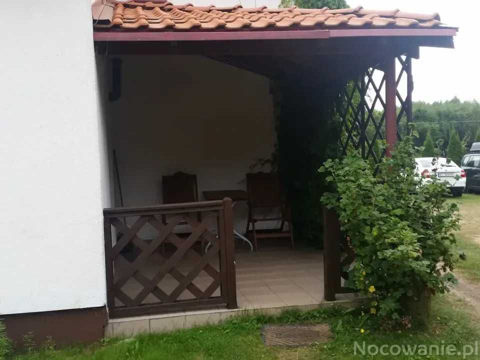 Pokoje Gościnne z widokiem na Jezioro Niegocin