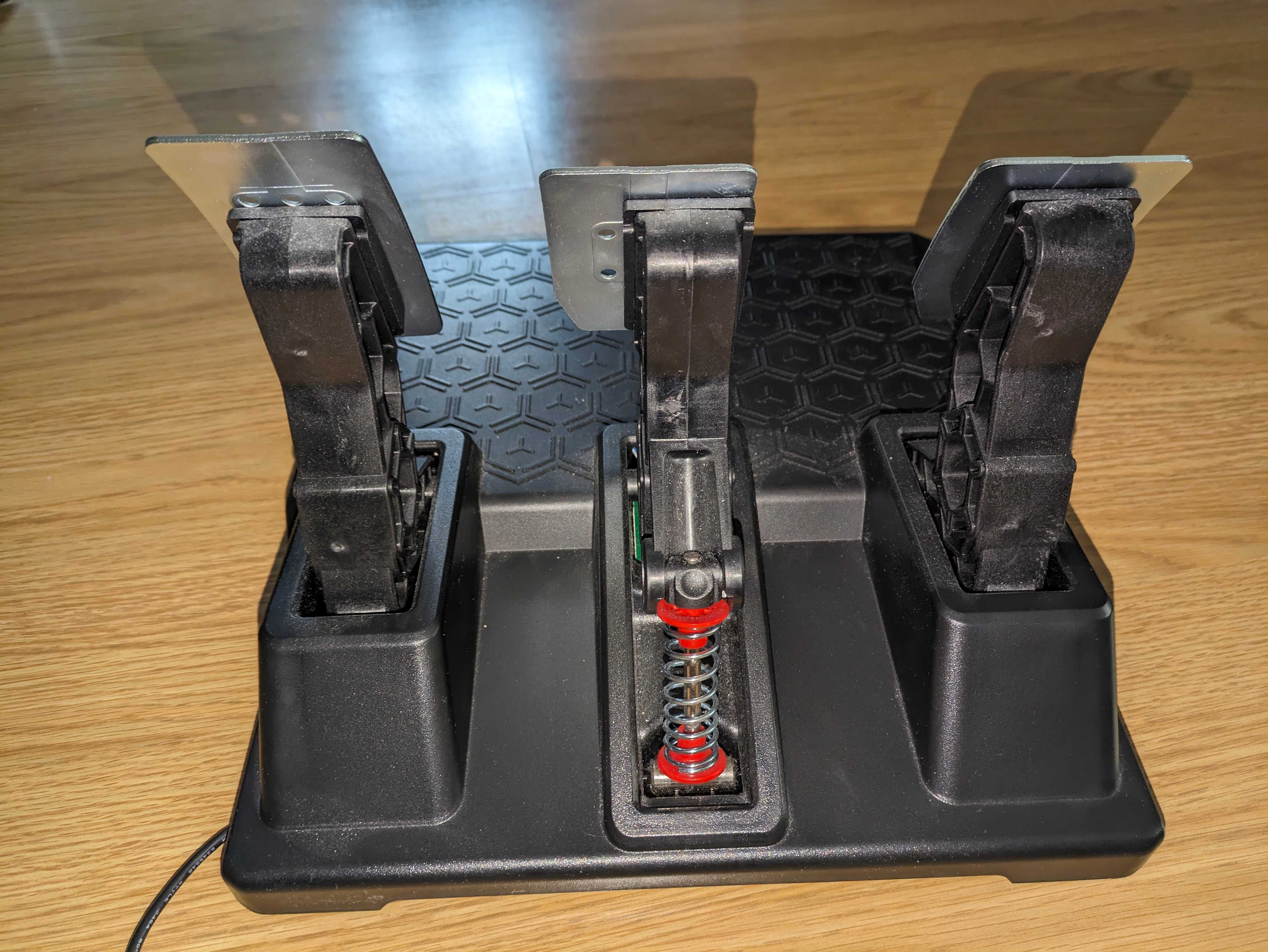 Kierownica Thrustmaster T248