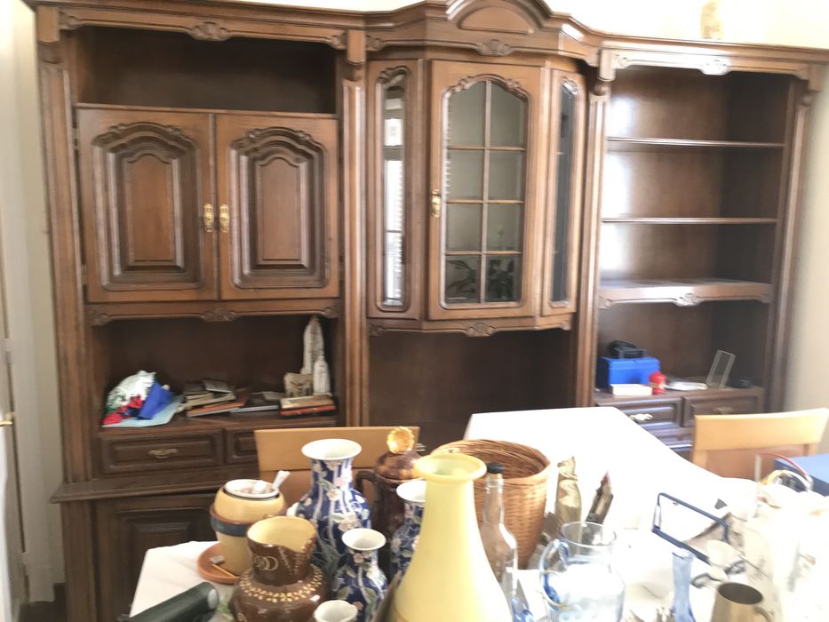 Mobilia quarto e sala antigos em mdeira massica