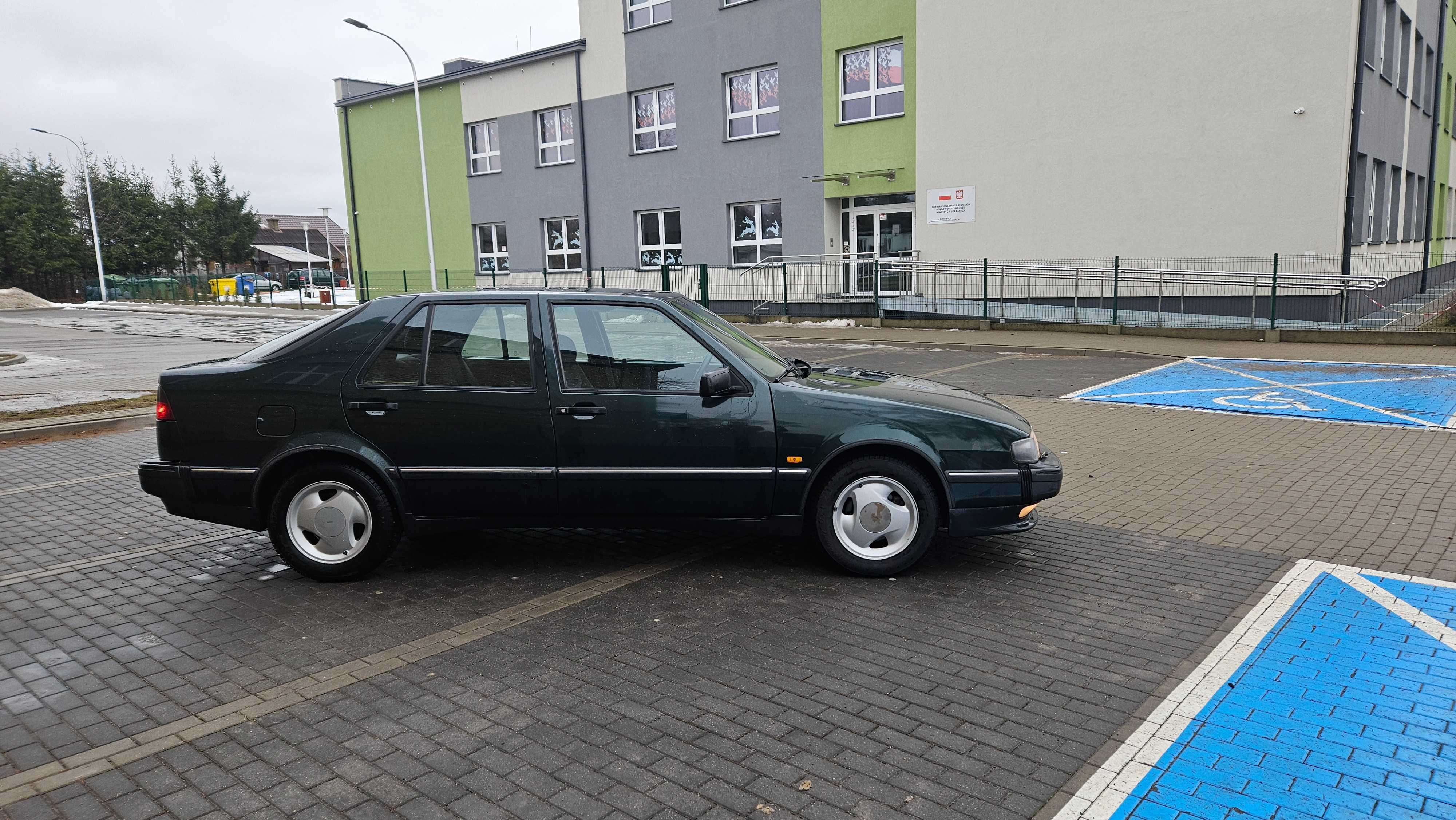 Saab 9000 z muzeum automat