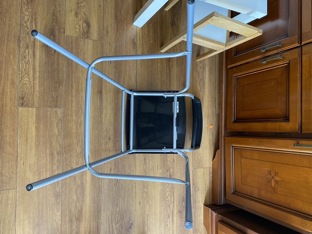 Hoker krzesło stołek barowy Ikea stig