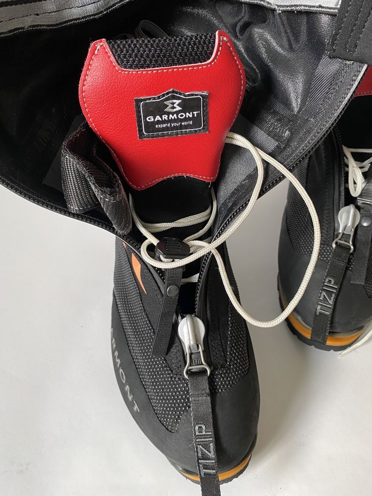 Дворантові черевики Garmont Pumori LX для висотного альпінізму