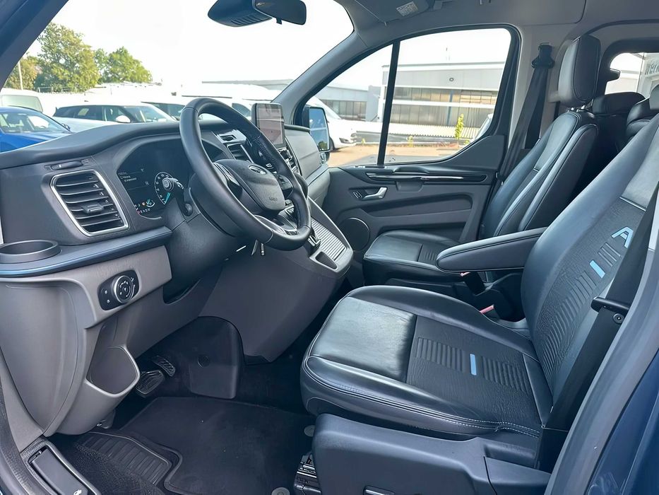 Ford Transit      2023