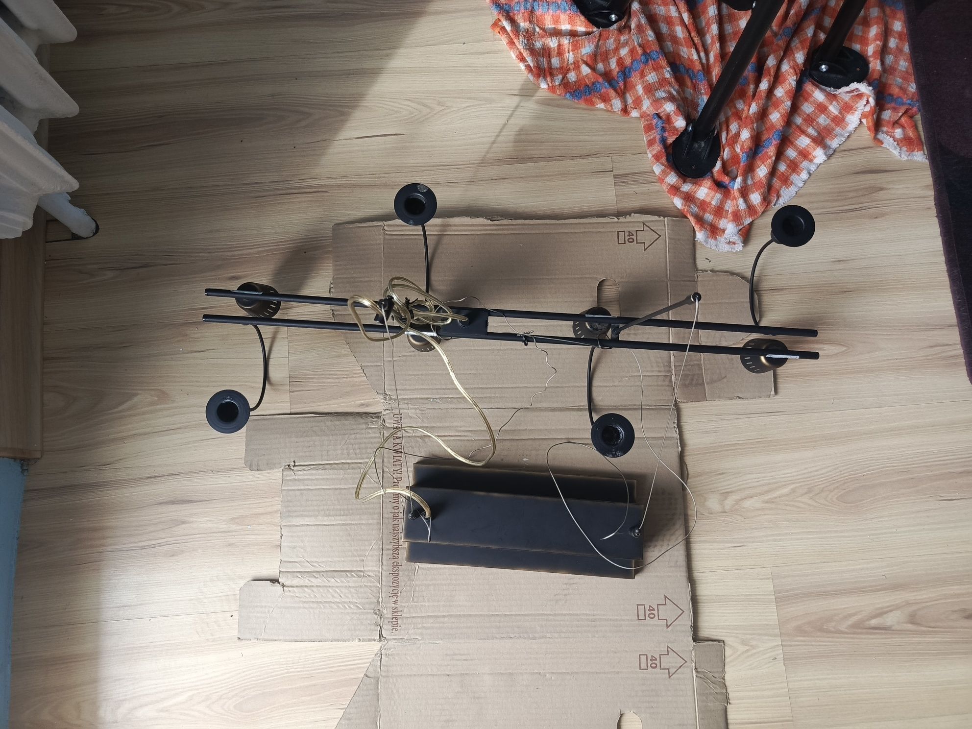 IKEA-Piękna duża lampa wisząca patyna mosiądz/halogen-świeczki/75cm dł