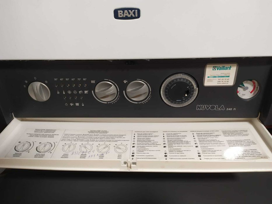 Caldeira condensação gás natural BAXI 24kW (AQS + Aq. central) - 2009